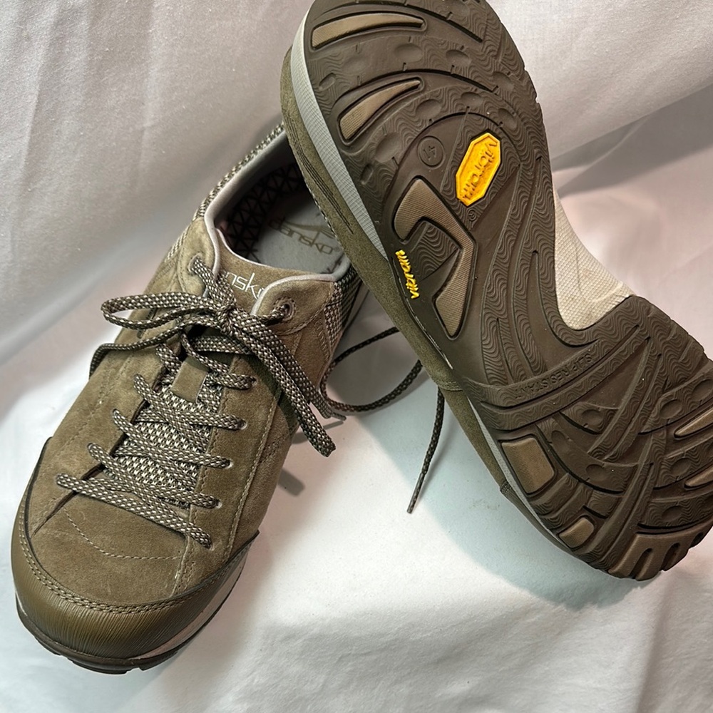 Dansko Paisley Waterproof Walking Shoes - Walnut Suede